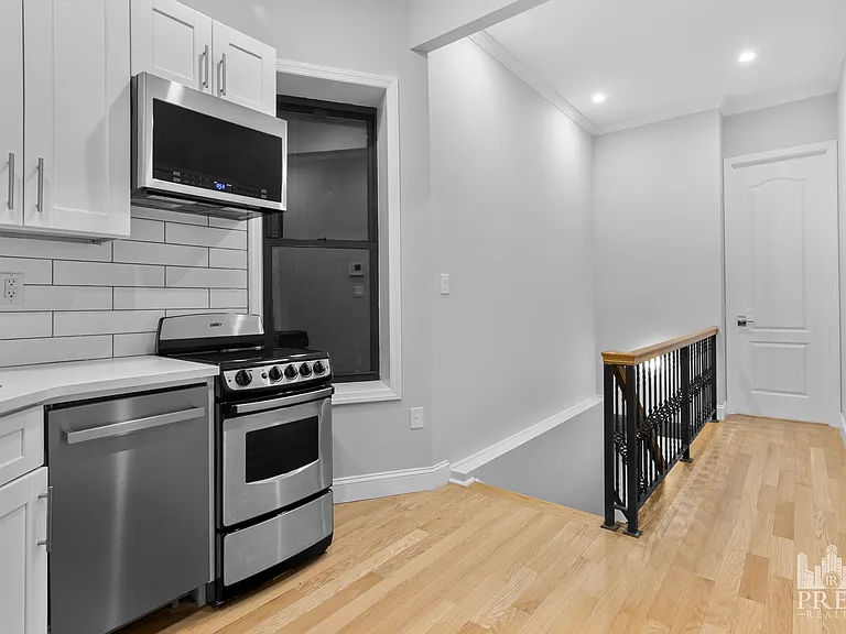 168 E 82nd St #1A — Photo 3