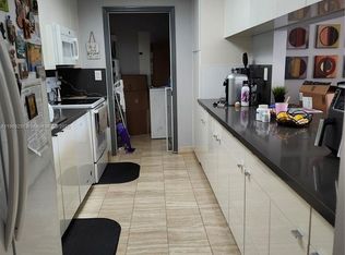 9805 NW 52nd St APT 312, Doral, FL 33178