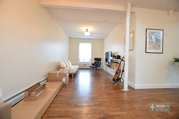 Rented by null | media 20