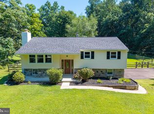 82 Mill Rd, Schwenksville, PA 19473