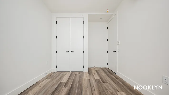 Rented by Nooklyn NYC LLC | media 54