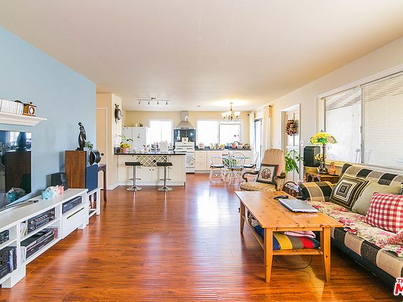 2nd image of 1120 W 164th St APT 8