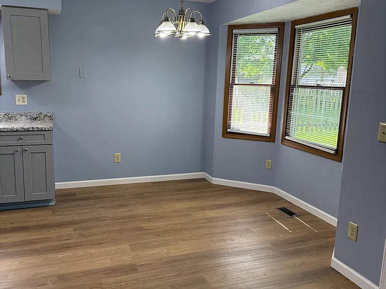 240 Locust View Way — Photo 15