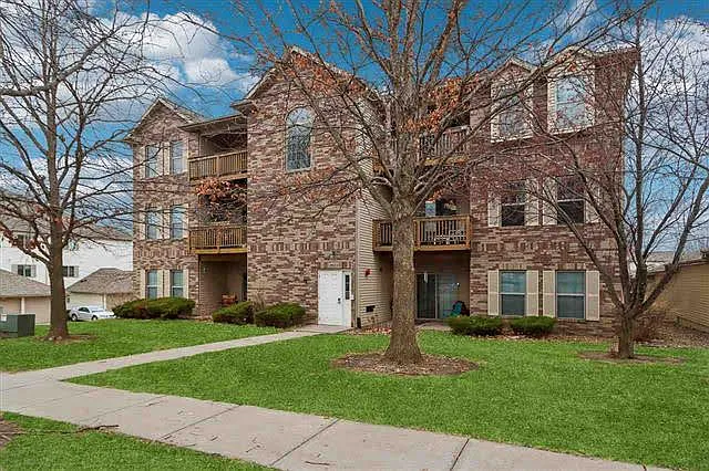2853 Coral Ct #202 — Photo 11
