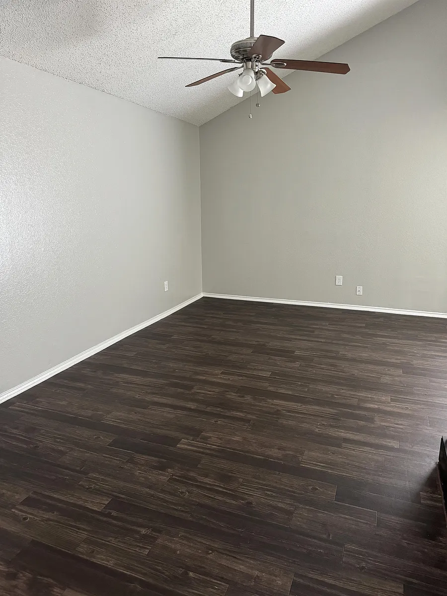 Building Photo - 5908 Westcreek Ct S