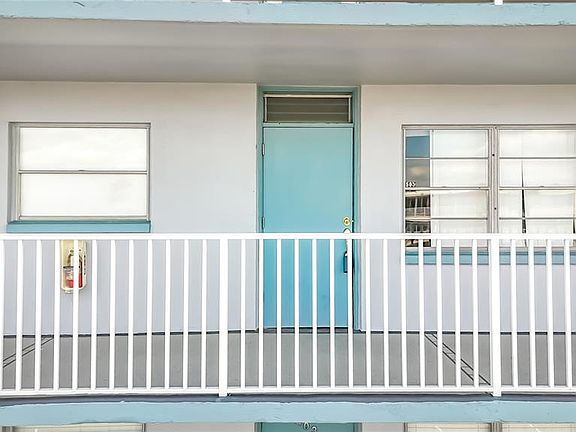 4th image of 1868 SHORE DRIVE S #503