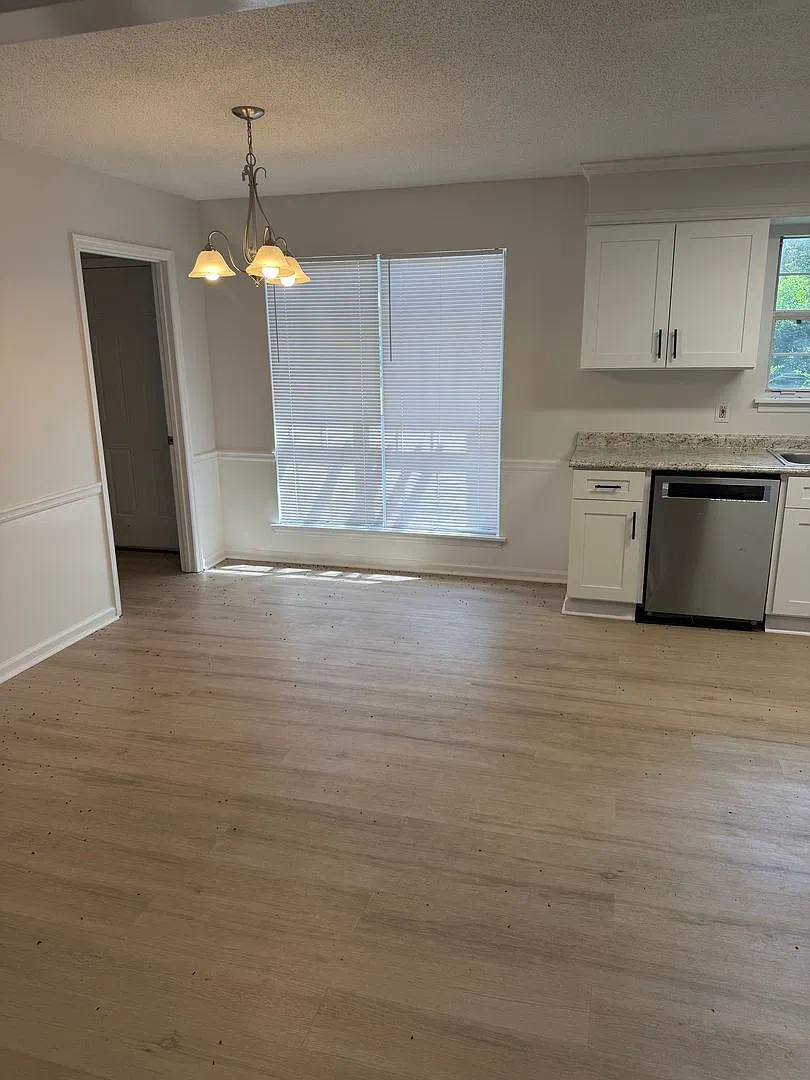 206 Buckston Court — Photo 3