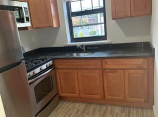 32 N Long Beach Rd APT 2O, Rockville Centre, NY 11570