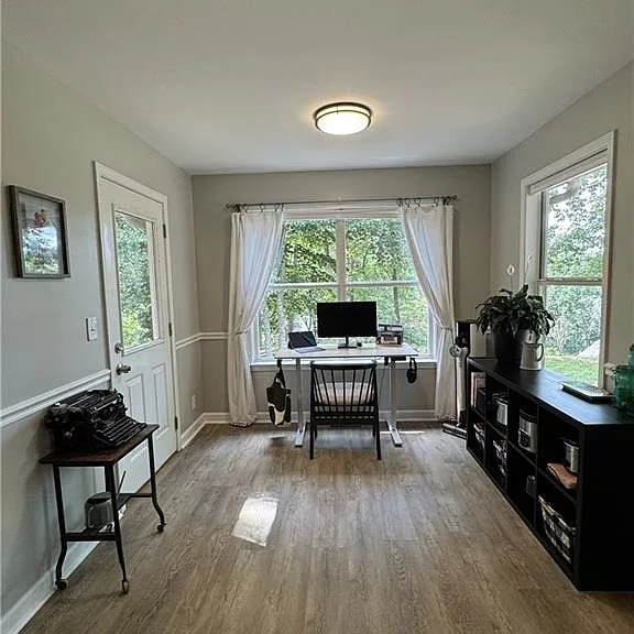 3492 Point View Cir — Photo 31