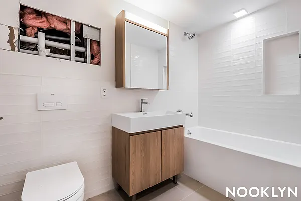 Rented by Nooklyn NYC LLC | media 82