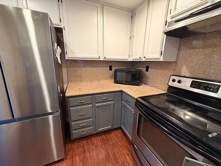 118 Village Ct — Photo 16