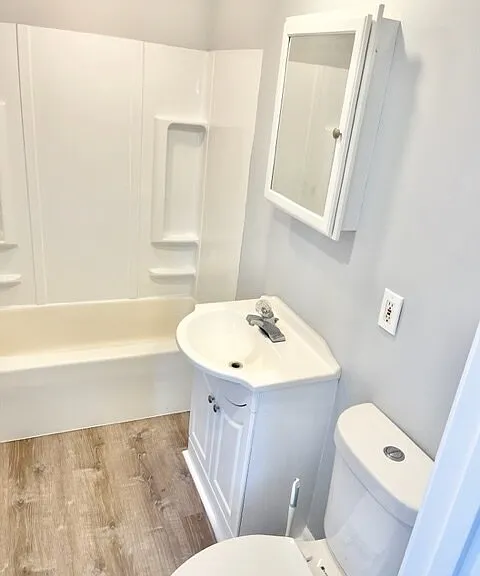 141 Canal St #4 — Photo 8