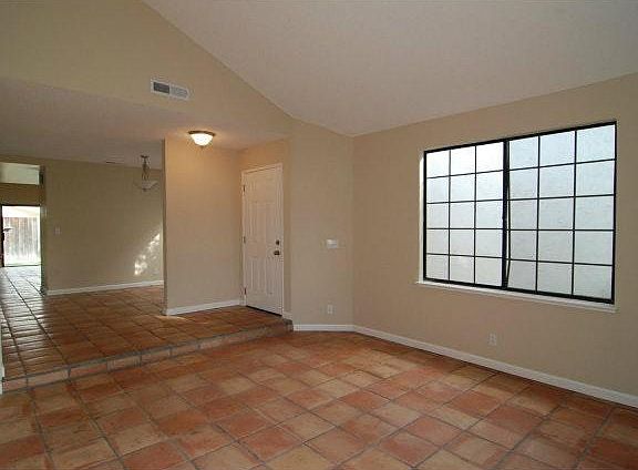 3rd image of 6454 Oberlin Way