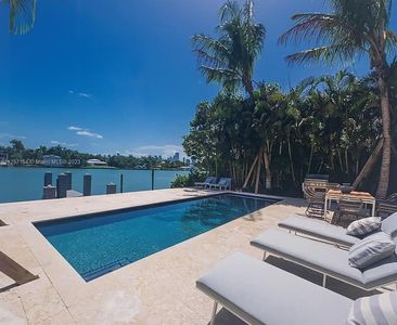 102 S Hibiscus Dr, Miami Beach, FL, 33139