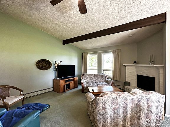 3rd image of 1604 Heber Dr