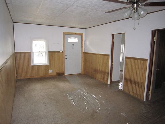5th image of 39459 N Oak Ave