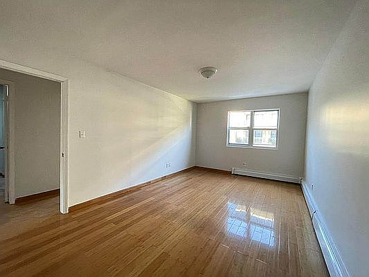 5th image of 1594 Nostrand Ave #3