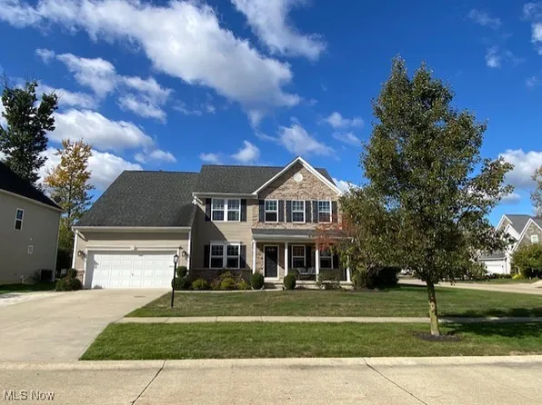 2424 Roxboro St, Avon, OH 44011