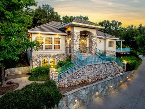13998-14104 Retrac Way, Grass Valley, CA 95949