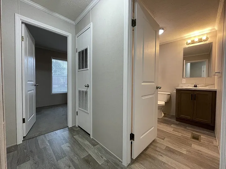 38000 Le Chateau Blvd #124 — Photo 20