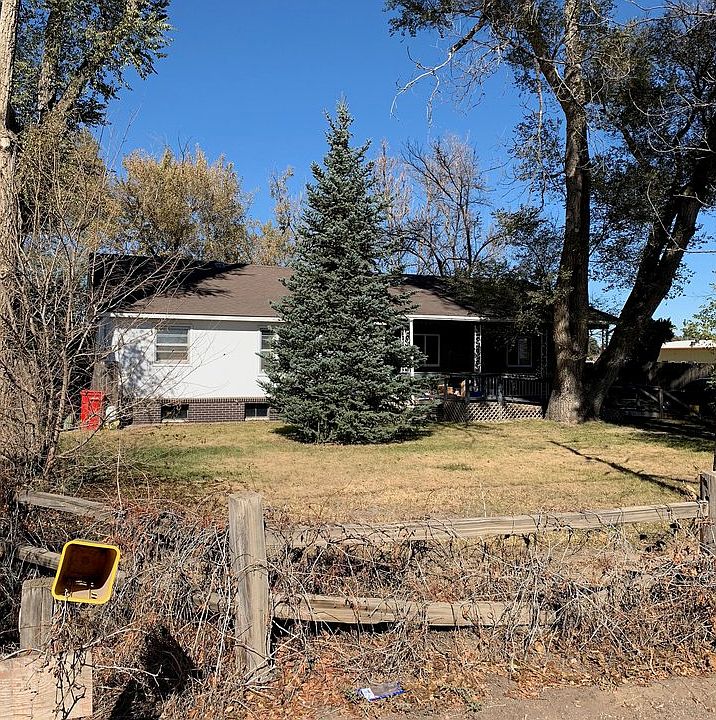 2nd image of 705 E 18th St