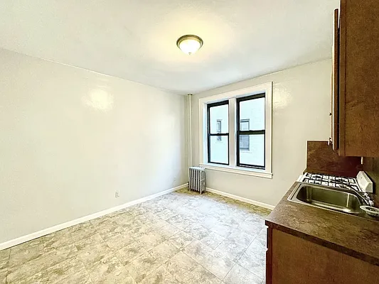 Rented by Pear NYC LLC | media 15