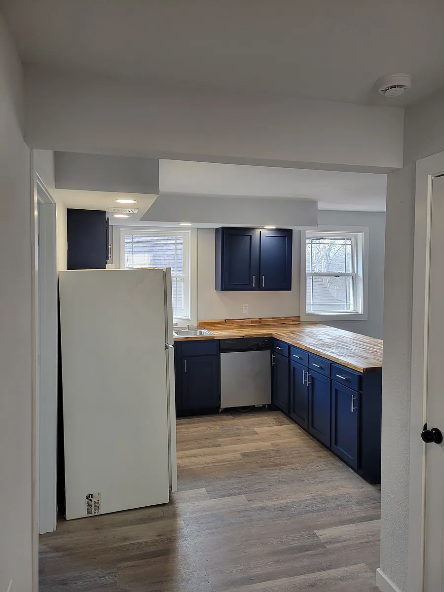 Building Photo - 403 Locust St #A