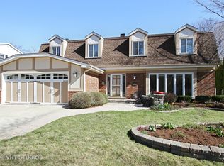 626 Downing Rd, Libertyville, IL 60048