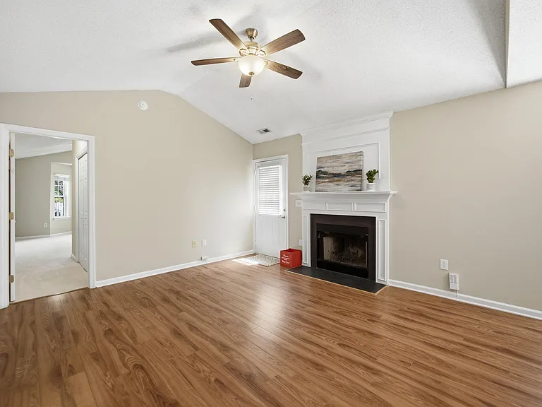 4408 Nightfall Ct — Photo 10