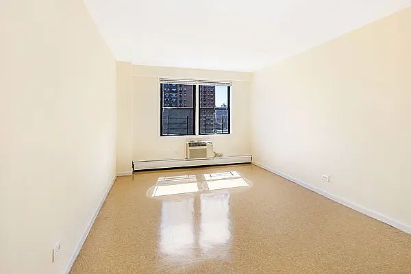 1st image of 96-08 57th Ave #Cop18f