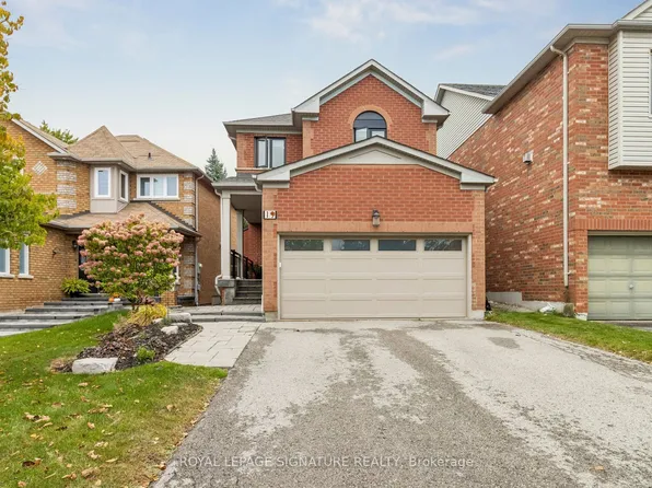 19 Ballymore Dr, Aurora, ON L4G 7E6
