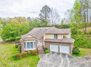 290 Golf View Dr, Cohutta, GA 30710