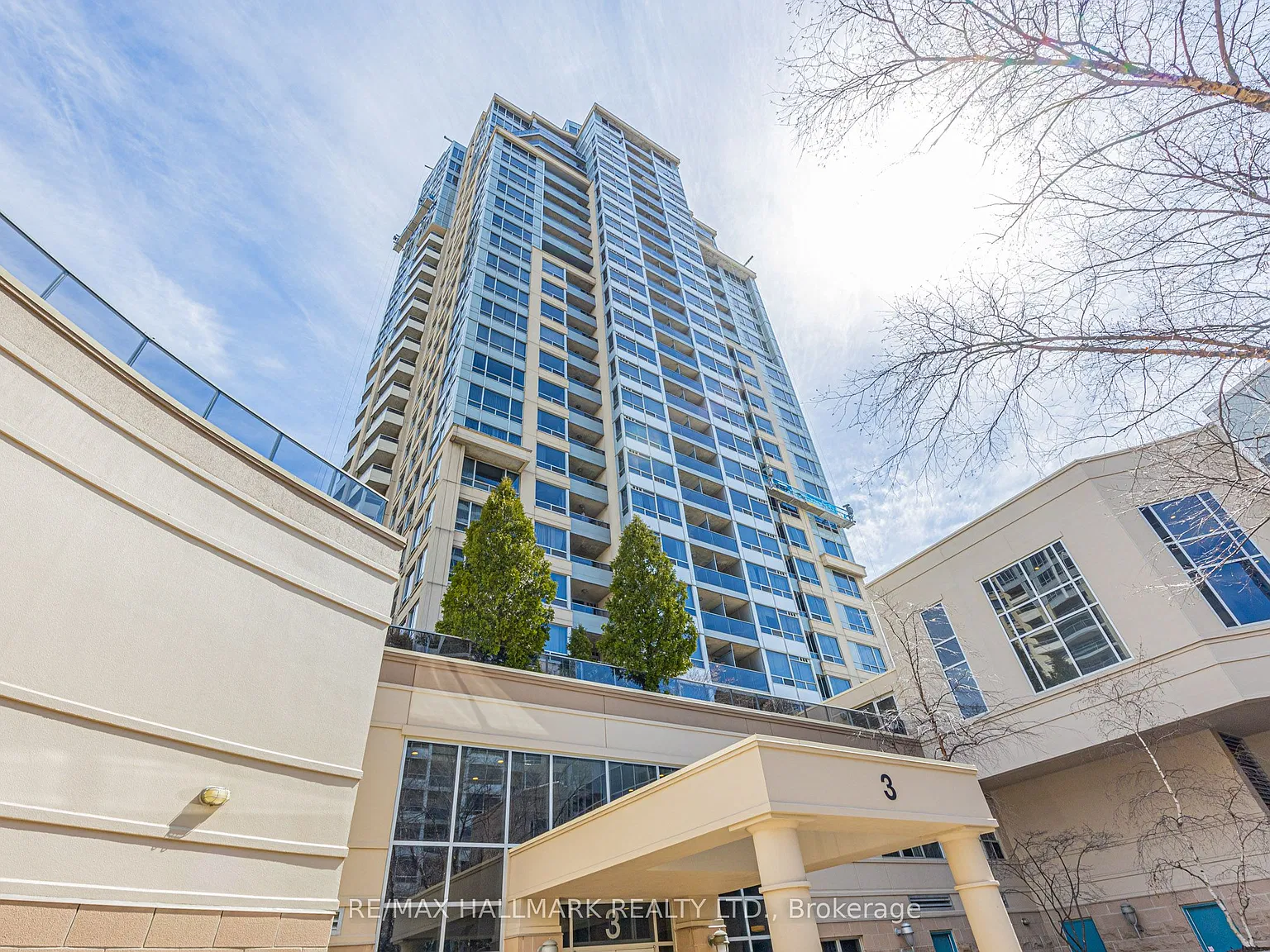 3 bed, $3,800 — Photo 1