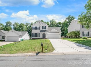 12315 Poplar Forest Dr, Charlotte, NC 28278