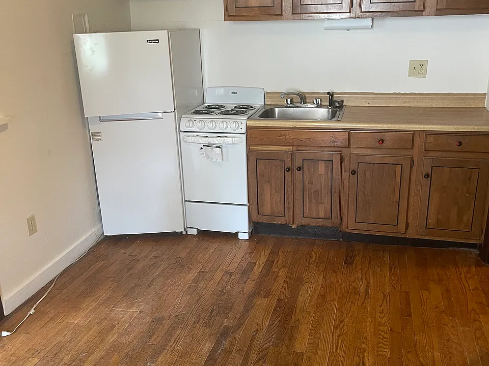 132 Parker St #3