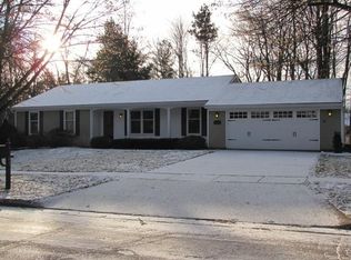 4301 Bluebird Dr, Midland, MI