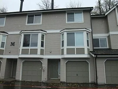 2 bed, 2.5 bath, 1100 sqft, $2,545 — Photo 2