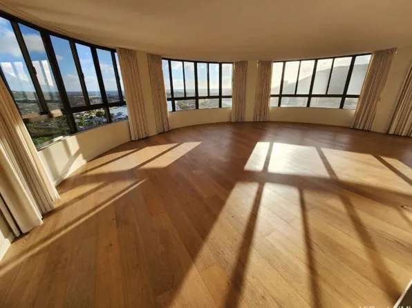 6770 Hawaii Kai Dr, Honolulu, HI