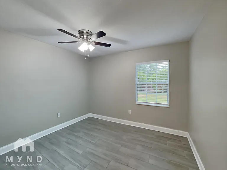 1339 Primrose Ct — Photo 13