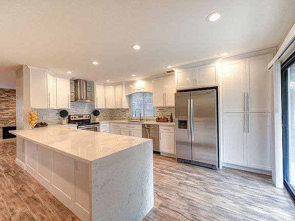 5th image of 6032 White Cloud Ct