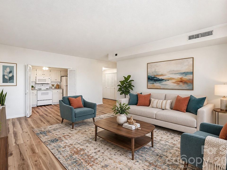 1st image of 1300 Reece Rd APT 312