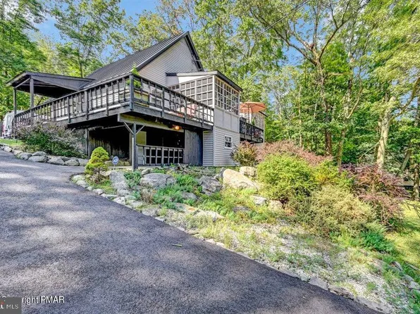 361 Pocono Blvd, Bushkill, PA 18324