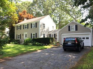 3 Tiffany Cir, Barrington, RI 02806