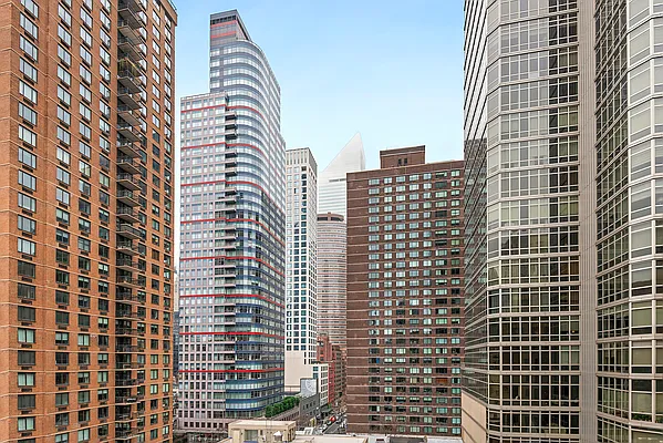 Rented by Compass | media 5