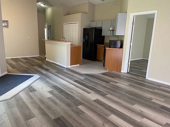 3rd image of 2406 Sonja Ct