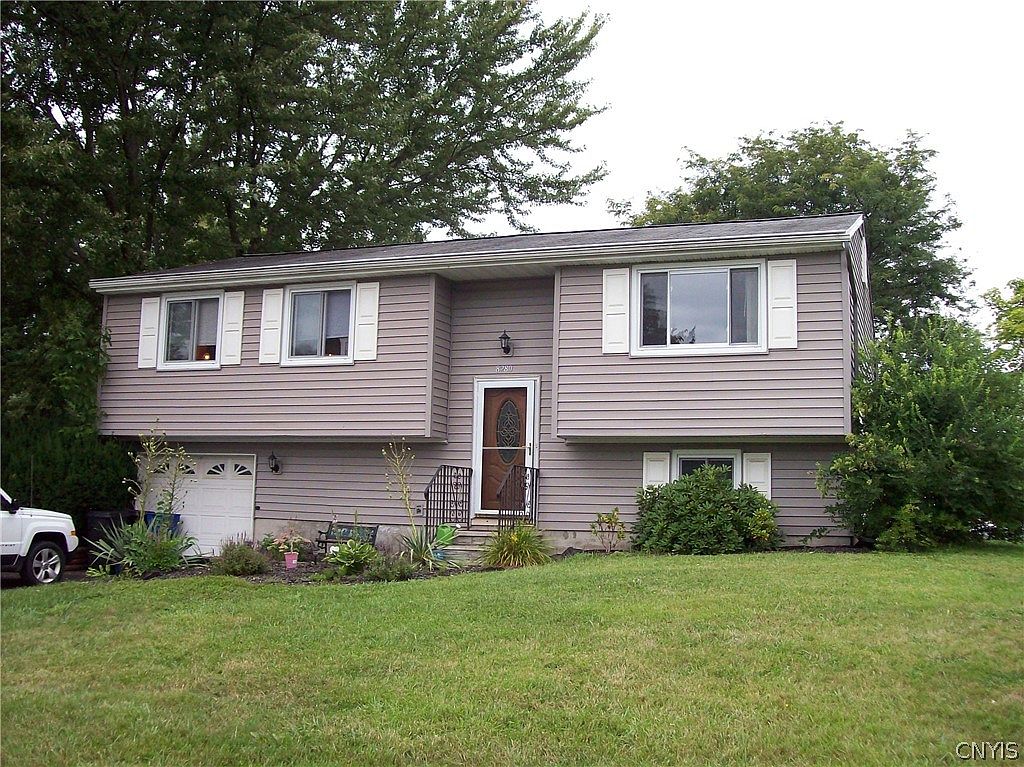 8280 Redwing Dr, Liverpool, NY 13090 | Zillow