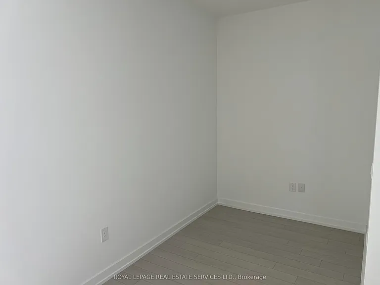 4010 Eglinton Ave W #430 — Photo 10