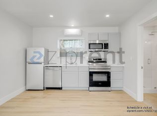 1815 San Andres St #B, Santa Barbara, CA 93101