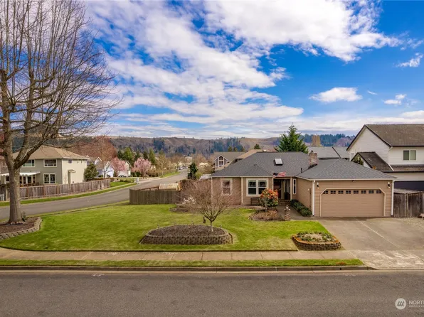 6205 152nd Avenue Ct E, Sumner, WA 98390