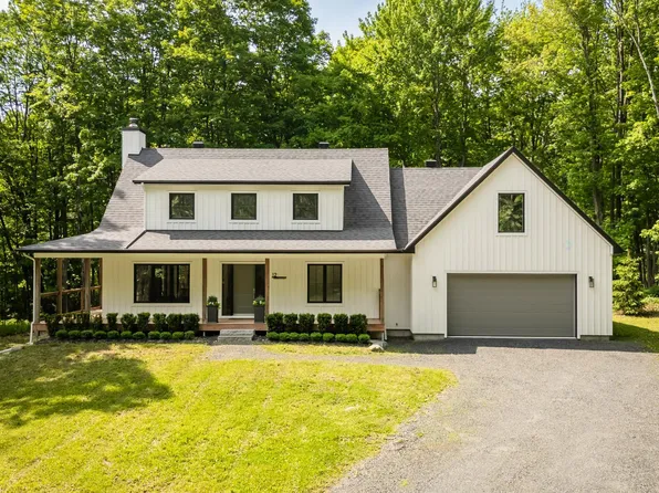12 Chemin De La Baie Robinson Bay, Brome, QC J0E 1R0